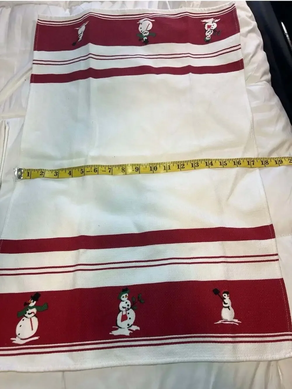 Williams-Sonoma Snowman Christmas Tea Towel Size 19x29 White Red Cotton